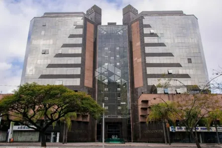 Sala Comercial com 3 Quartos à venda, 37m² no Cidade Baixa, Porto Alegre