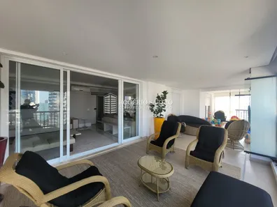 Apartamento com 3 Quartos para alugar, 250m² no Vila Mariana, São Paulo