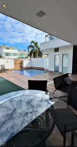 Casa de Condomínio com 3 Quartos à venda, 360m² no Recreio dos Bandeirantes, Rio de Janeiro