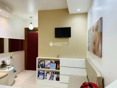 Sala Comercial à venda, 35m² no Passo da Areia, Porto Alegre