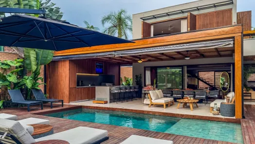 Casa com 5 Quartos para alugar, 400m² no Barra do Sahy, São Sebastião