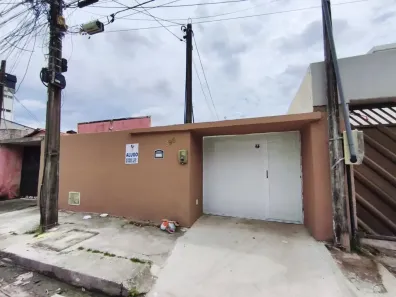 Casa com 4 Quartos para alugar, 130m² no Mondubim, Fortaleza