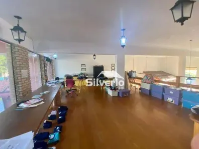 Prédio Comercial para alugar, 240m² no Bosque dos Eucaliptos, São José dos Campos
