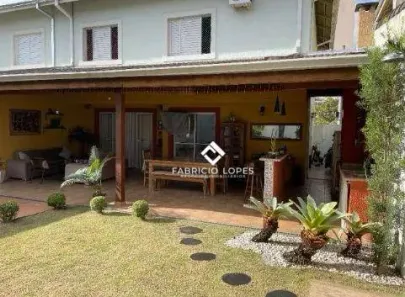 Casa de Condomínio com 4 Quartos à venda, 160m² no Loteamento Villa Branca, Jacareí