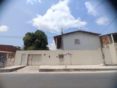 Apartamento com 2 Quartos para alugar, 50m² no Aracapé, Fortaleza