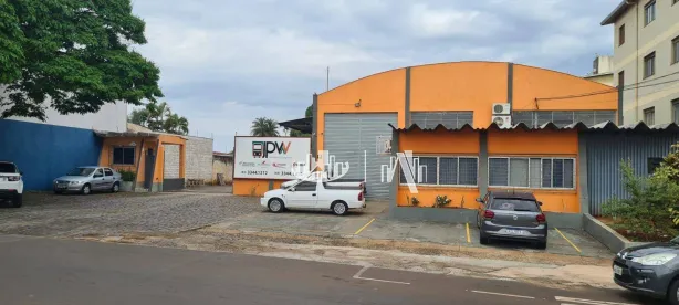 Galpão/Depósito/Armazém à venda, 700m² no Jardim Novo Sabará, Londrina