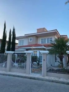 Casa com 3 Quartos à venda, 200m² no Ingleses do Rio Vermelho, Florianópolis