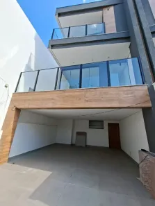 Casa com 3 Quartos à venda, 235m² no Planalto, Belo Horizonte
