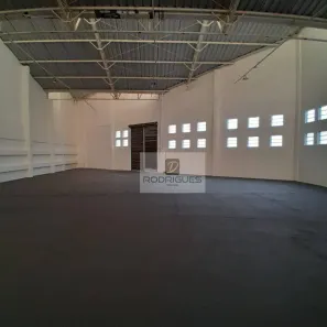 Galpão/Depósito/Armazém para alugar, 1800m² no Campanário, Diadema