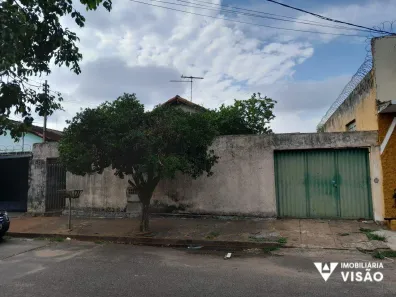 Casa com 4 Quartos à venda, 70m² no Leblon, Uberaba