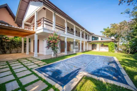 Casa com 4 Quartos para alugar, 600m² no São Paulo II, Cotia