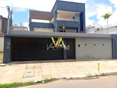 Casa com 3 Quartos à venda, 320m² no Barro, Recife