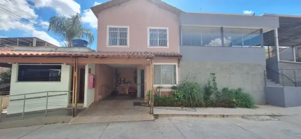 Casa com 3 Quartos à venda, 110m² no Arvoredo 2ª Seção, Contagem