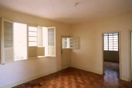 Casa com 3 Quartos à venda, 420m² no Santa Efigênia, Belo Horizonte