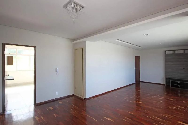 Cobertura com 5 quartos — Santa Lúcia, Belo Horizonte