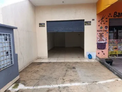 Ponto Comercial para alugar, 32m² no Hauer, Curitiba