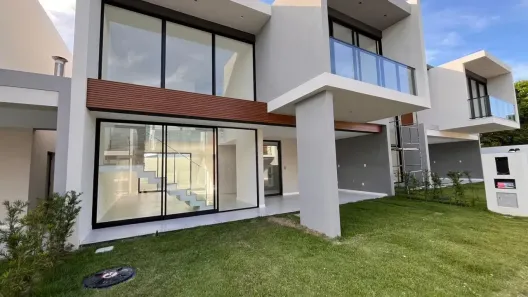 Casa de Condomínio com 4 Quartos à venda, 163m² no Buraquinho, Lauro de Freitas
