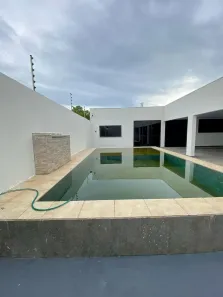 Casa com 3 Quartos à venda, 220m² no Petrópolis, Várzea Grande