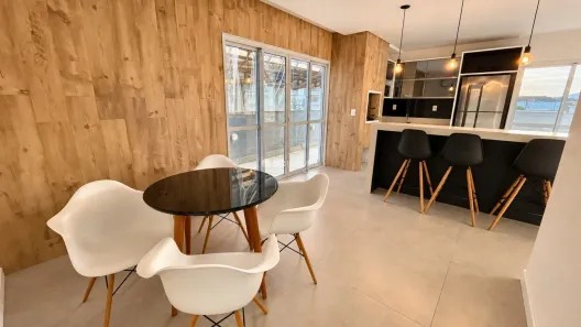 Apartamento com 2 Quartos à venda, 62m² no Jurerê, Florianópolis