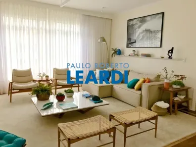 Apartamento com 3 Quartos à venda, 217m² no Higienópolis, São Paulo