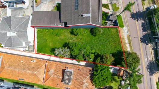 Lote/Terreno com 1 Quarto à venda, 601m² no Seminário, Curitiba