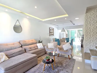 Sobrado com 4 Quartos à venda, 285m² no Abranches, Curitiba