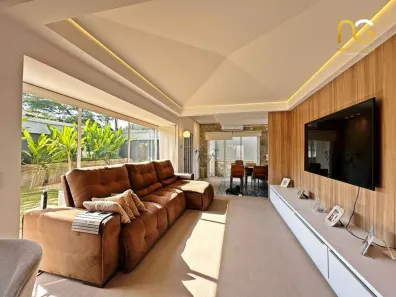 Casa com 3 Quartos à venda, 238m² no Canto do Forte, Praia Grande