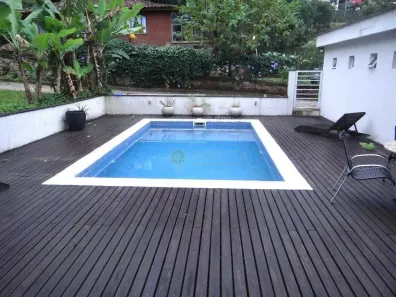 Casa com 4 Quartos à venda, 320m² no Sambaqui, Florianópolis