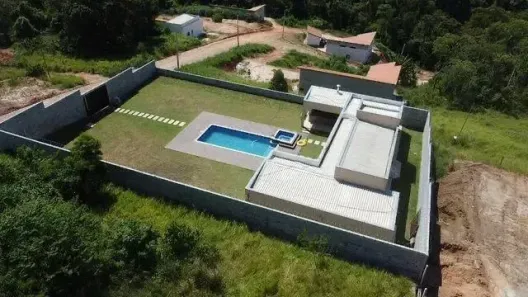 Fazenda/Sítio com 3 Quartos à venda, 600m² no , Igaratá