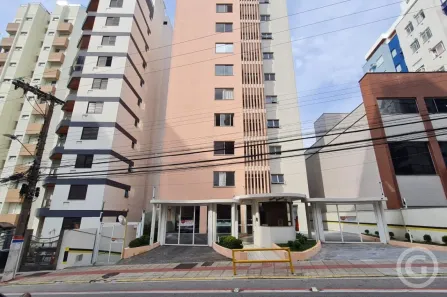 Apartamento com 1 Quarto para alugar, 29m² no Centro, Florianópolis