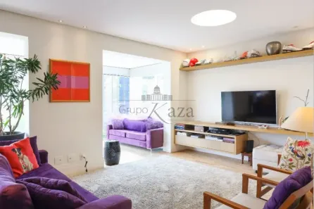 Apartamento com 2 Quartos à venda, 129m² no Vila Nova Conceição, São Paulo