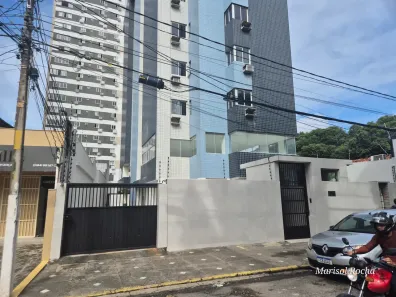 Apartamento com 3 Quartos para alugar, 83m² no Petrópolis, Natal