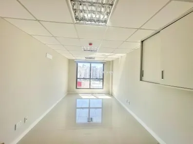 Sala Comercial para alugar, 27m² no Centro, Florianópolis
