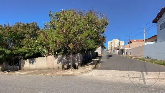 Lote/Terreno à venda, 1260m² no Centro, Boituva