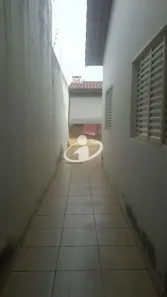Casa com 3 Quartos à venda, 200m² no Santa Mônica, Uberlândia