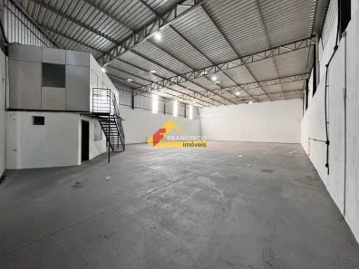 para alugar, 495m² no Levindo Paula Pereira, Divinópolis