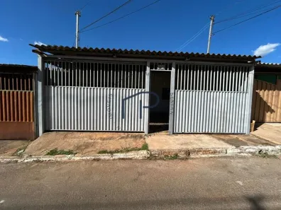 Casa com 3 Quartos para alugar, 80m² no Riacho Fundo II, Brasília