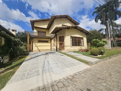 Casa de Condomínio com 4 Quartos à venda, 171m² no Cascata do Imbuí, Teresópolis