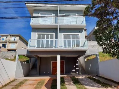 Casa de Condomínio com 3 Quartos à venda, 140m² no Jardim Caiapiá, Cotia