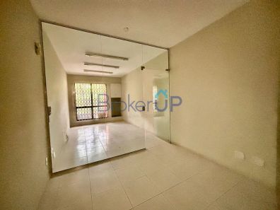Sala Comercial à venda, 27m² no Auxiliadora, Porto Alegre