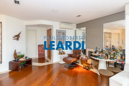 Apartamento com 3 Quartos à venda, 205m² no Vila Mariana, São Paulo