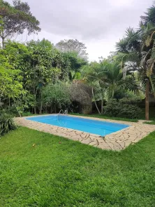 com 4 Quartos para alugar, 1500m² no Jardim Califórnia, Jacareí