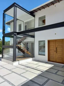 Casa de Condomínio com 4 Quartos à venda, 285m² no Samambaia, Petrópolis