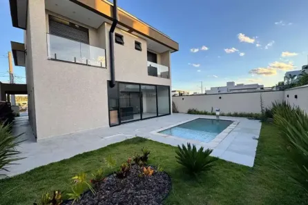 Casa de Condomínio com 3 Quartos à venda, 230m² no Cidade Parquelandia, Mogi das Cruzes