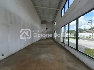 Ponto Comercial para alugar, 77m² no Jardim Karaíba, Uberlândia