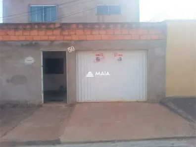 Casa com 3 Quartos à venda, 218m² no Beija-Flor II, Uberaba