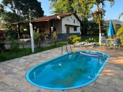 Casa com 5 Quartos à venda, 239m² no Bananal, Guapimirim