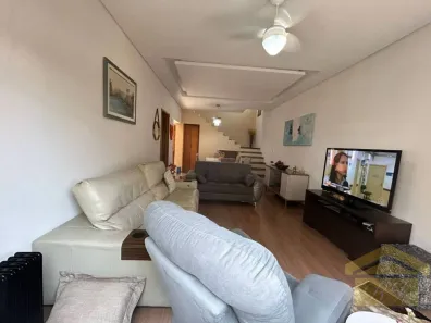 Sobrado com 3 Quartos à venda, 300m² no Vila do Encontro, São Paulo