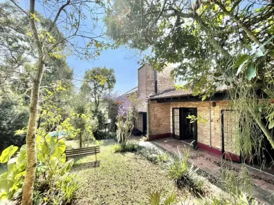 Casa de Condomínio com 3 Quartos à venda, 450m² no Vila Diva, Carapicuíba