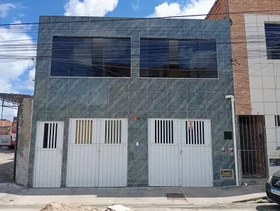 Casa com 5 Quartos à venda, 30m² no Japãozinho, Aracaju